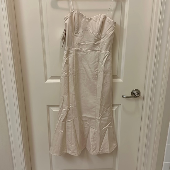 NWT beige midi dress - Picture 3 of 6